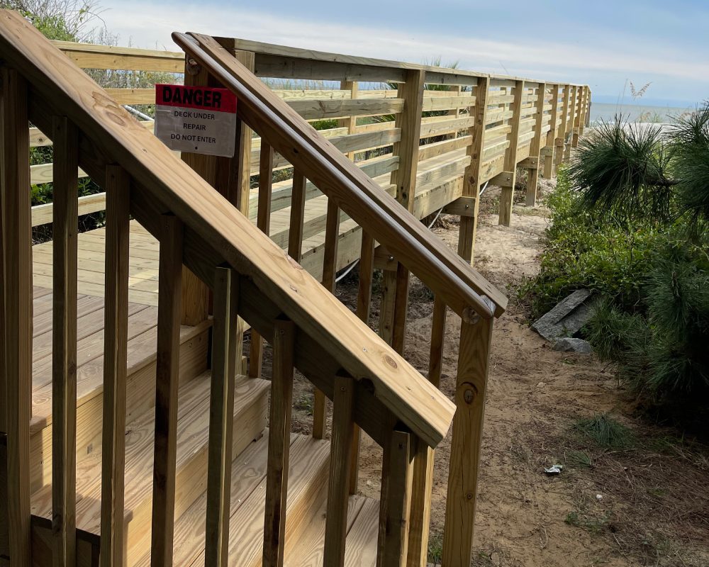 Custom deck construction service